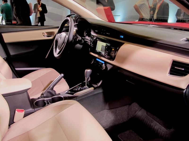 Manejamos el nuevo Toyota Corolla