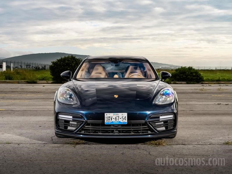 Porsche Panamera Turbo 2017