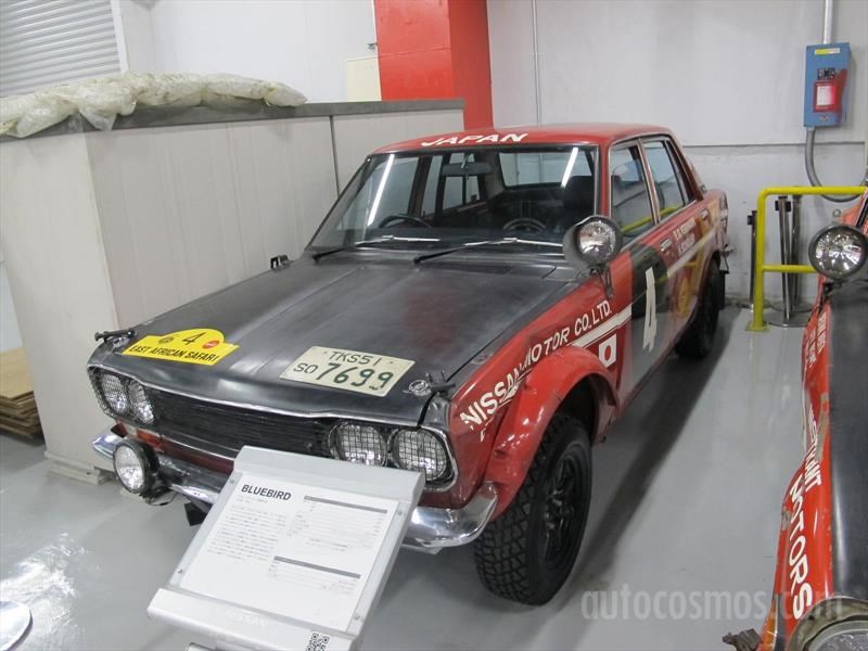 Nissan 80 aniversario - Autos de competencia