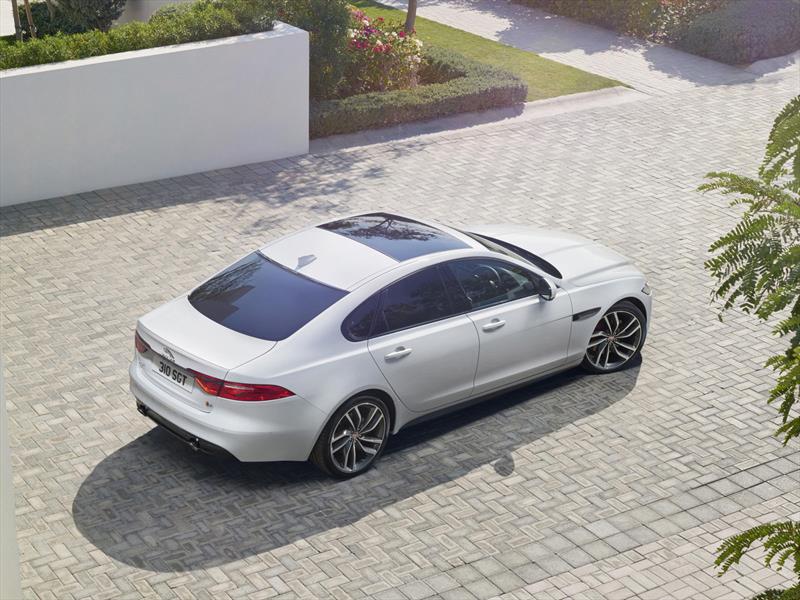 Jaguar XF segunda generación