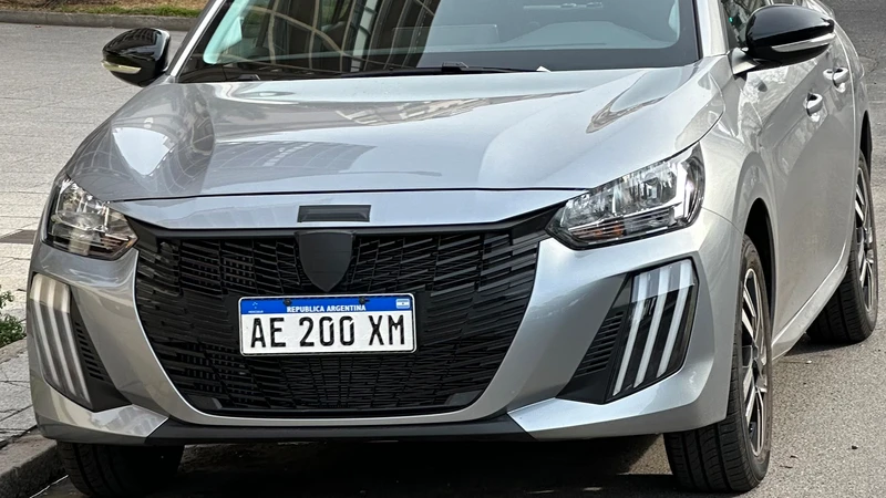 Fotos espía nuevo Peugeot 208 hecho en Argentina