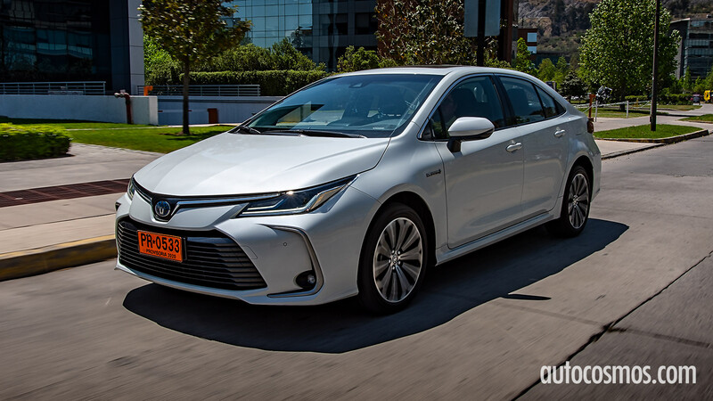 Test Drive Toyota Corolla Hybrid 2021