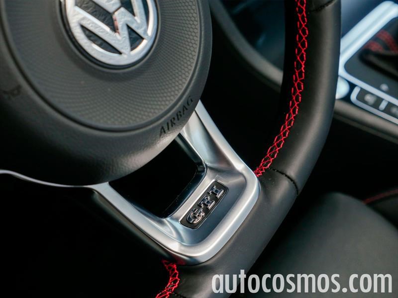 Golf GTI vs Camaro 2.0 T vs MX-5 RF