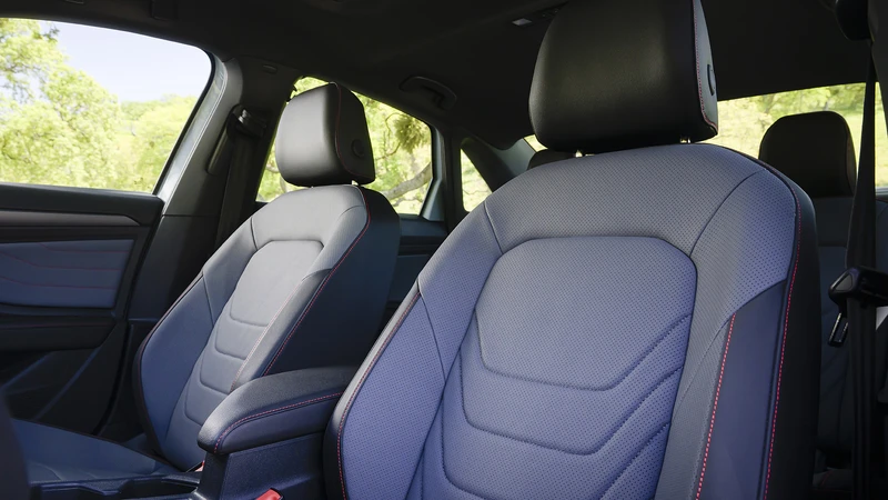 Volkswagen Vento GLI 2025