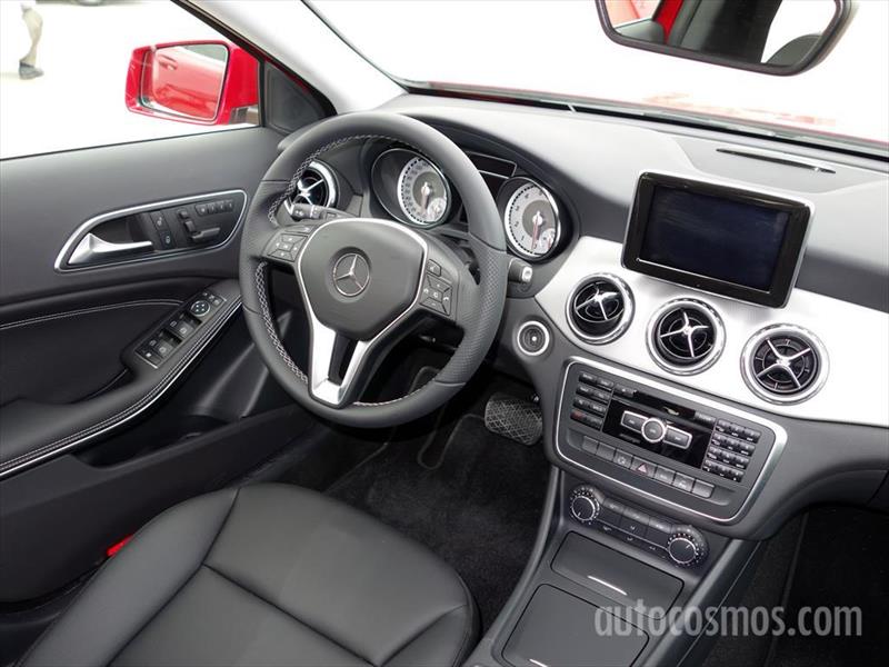 Mercedes-Benz GLA 2015