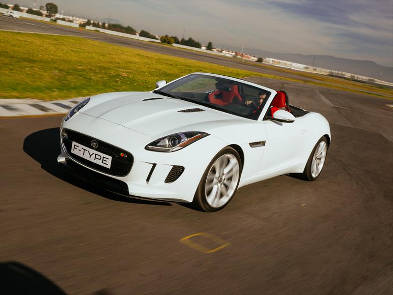 Jaguar F-Type 2014