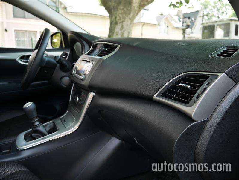 Nissan Sentra a prueba