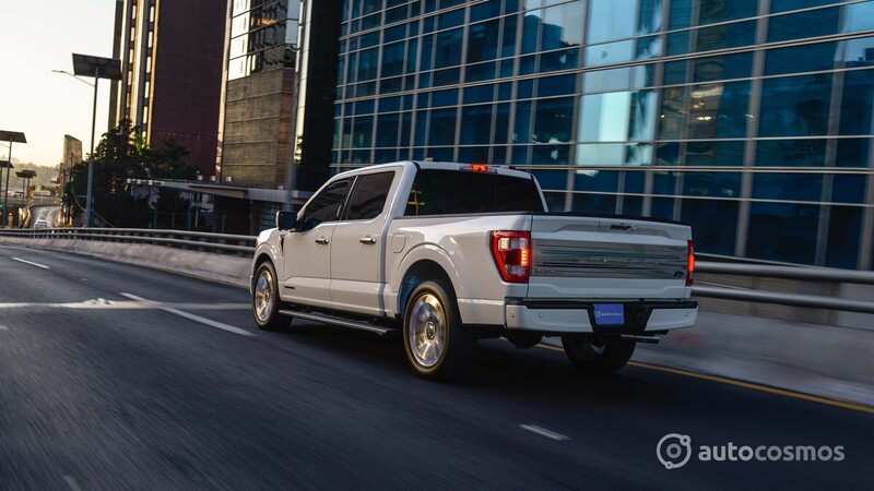 Ford Lobo Limited Híbrida 2021 a prueba