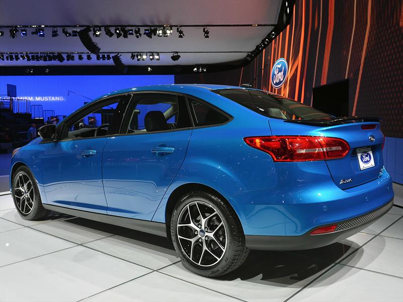 Ford Focus sedán