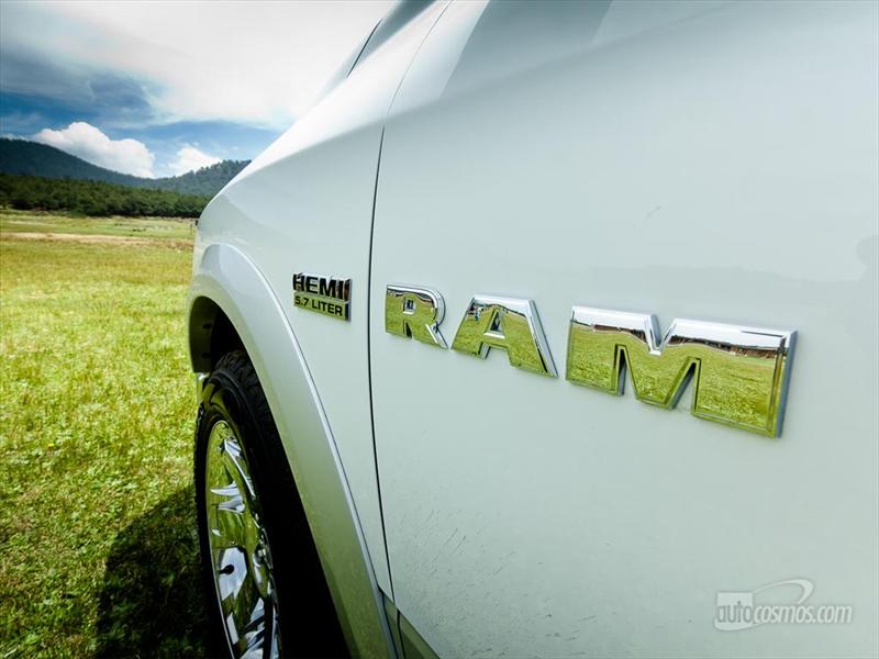 Ram 2500 Crew Cab Laramie 4x4 2012