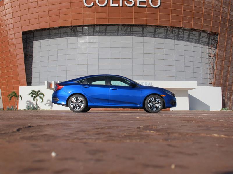 Honda Civic Sedán 2016