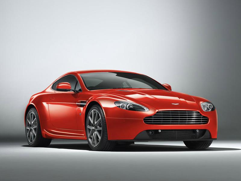 Aston Martin V8 Vantage 2012