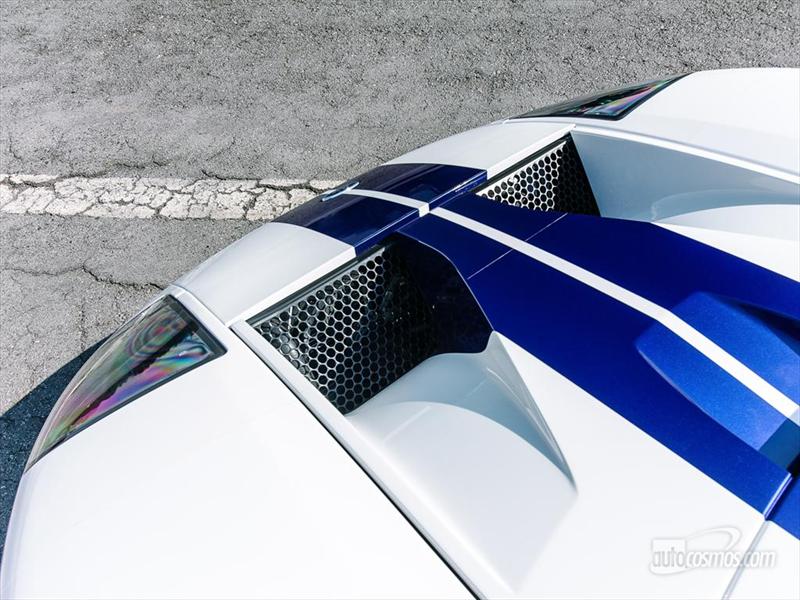 Ford Mustang Shelby GT500 2013 y Ford GT