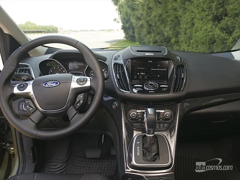 Ford Escape 2013 a prueba