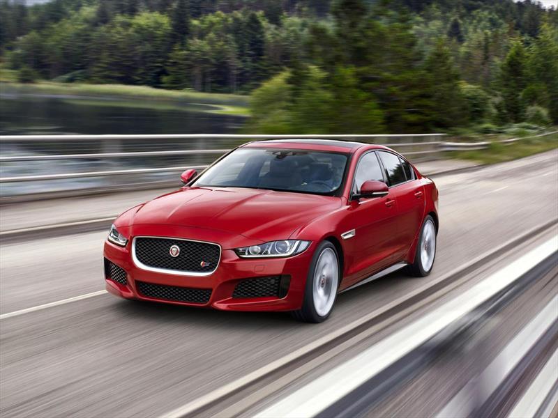 Jaguar XE