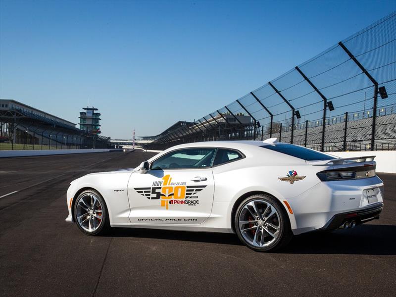 Camaro 50th Anniversary, el pace car en Indy 500