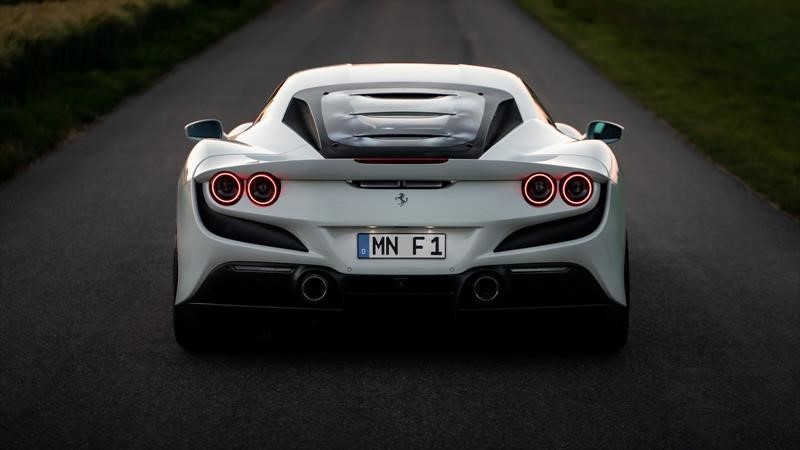 Ferrari Ferrari F8 Tributo por Novitec