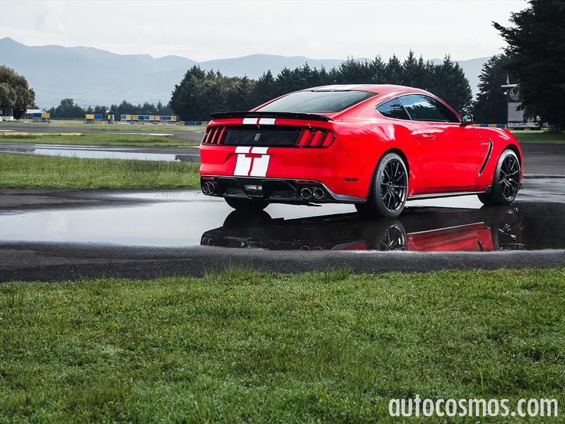 Ford Shelby Mustang GT350 2016