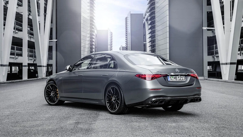 Mercedes-AMG S 63 E Performance