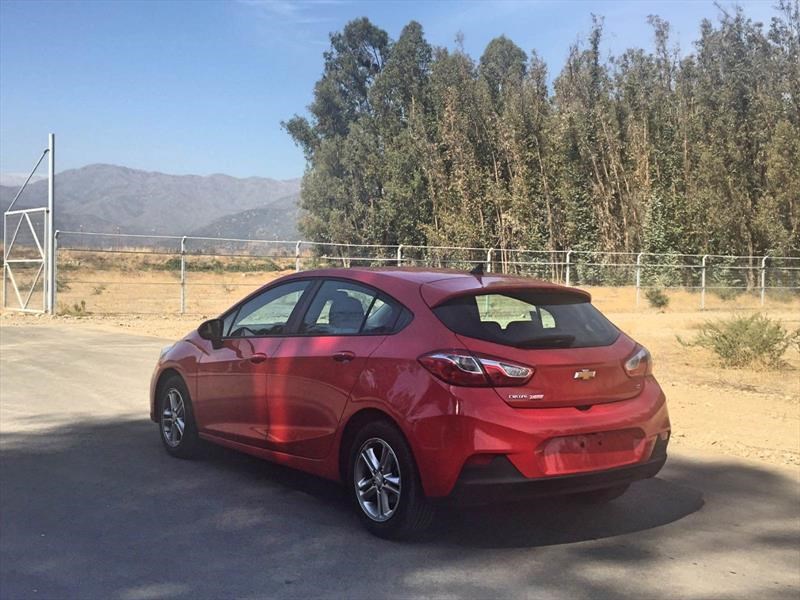 Chevrolet Cruze HB 2017