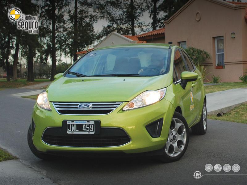 Autos más Seguros 2011 by CESVI