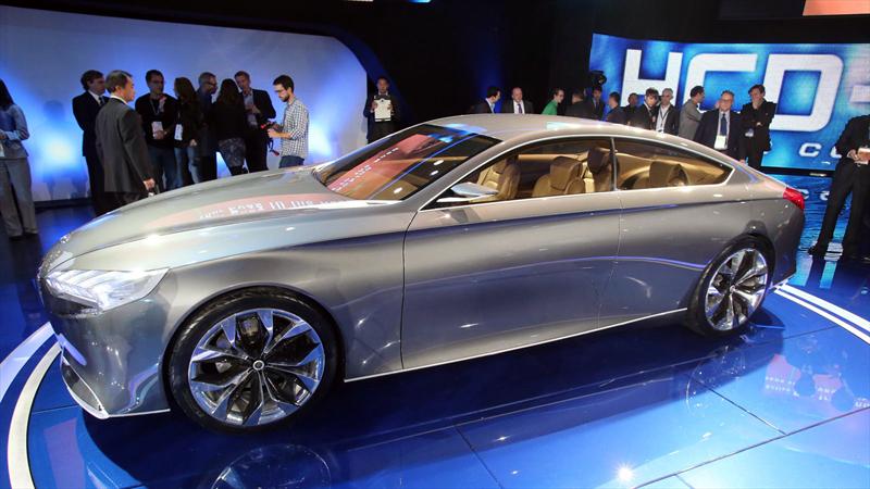 Hyundai HCD-14 Genesis Concept en Detroit 2013