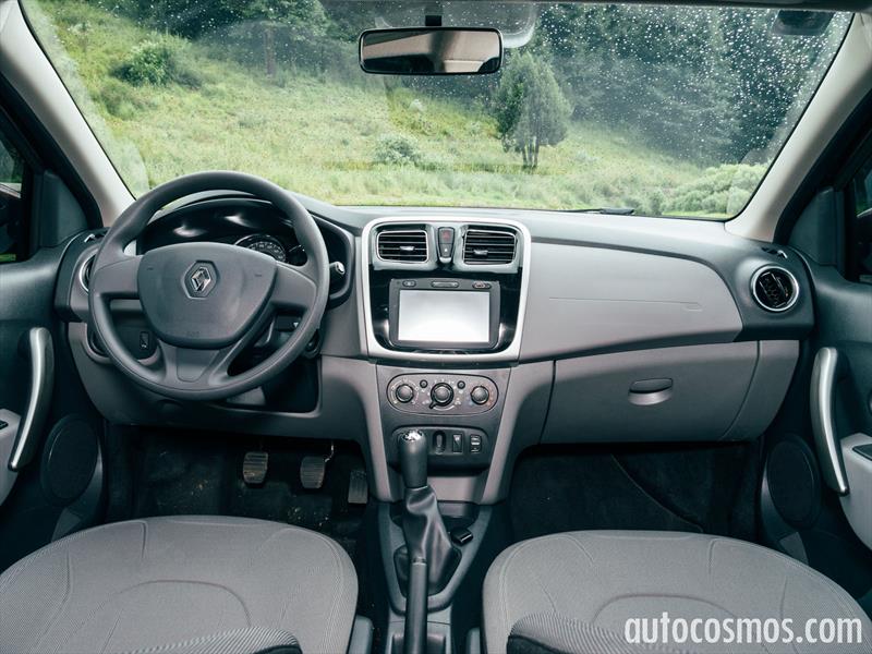 Renault Logan 2015