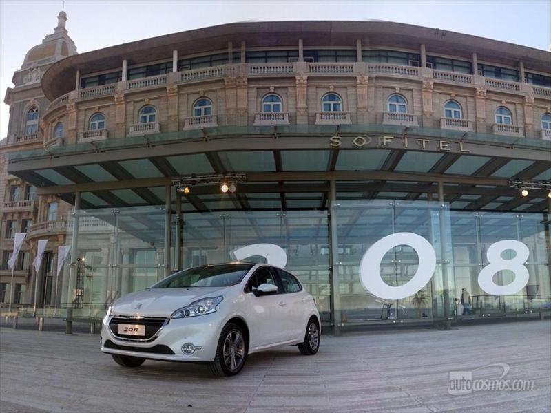 Manejamos el nuevo Peugeot 208