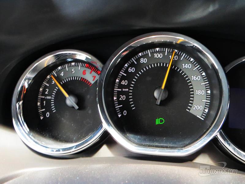 Nuevo Renault Logan a prueba