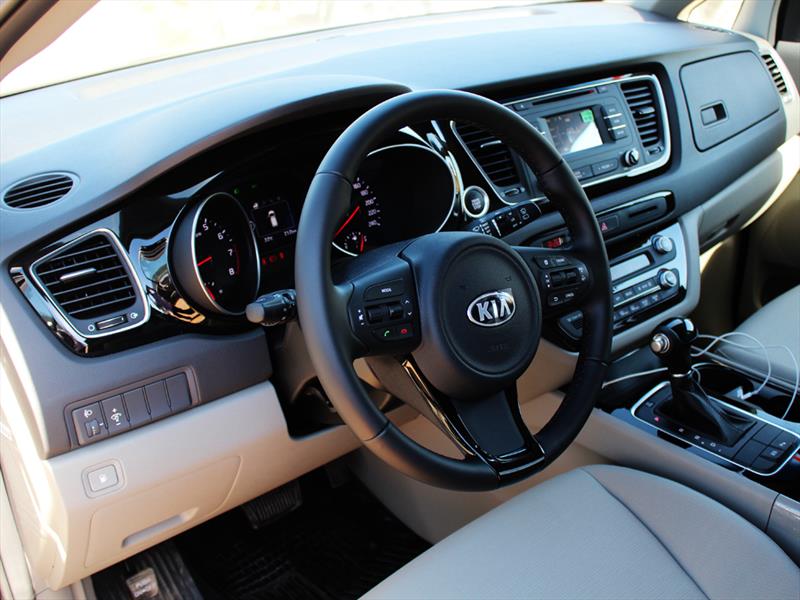 Nuevo Kia Grand Carnival 2015 Lanzamiento en Chile