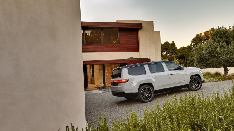 Jeep Grand Wagoneer Concept