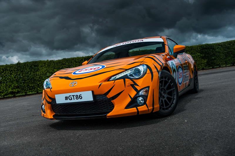Toyota rinde tributo a su pasado deportivo