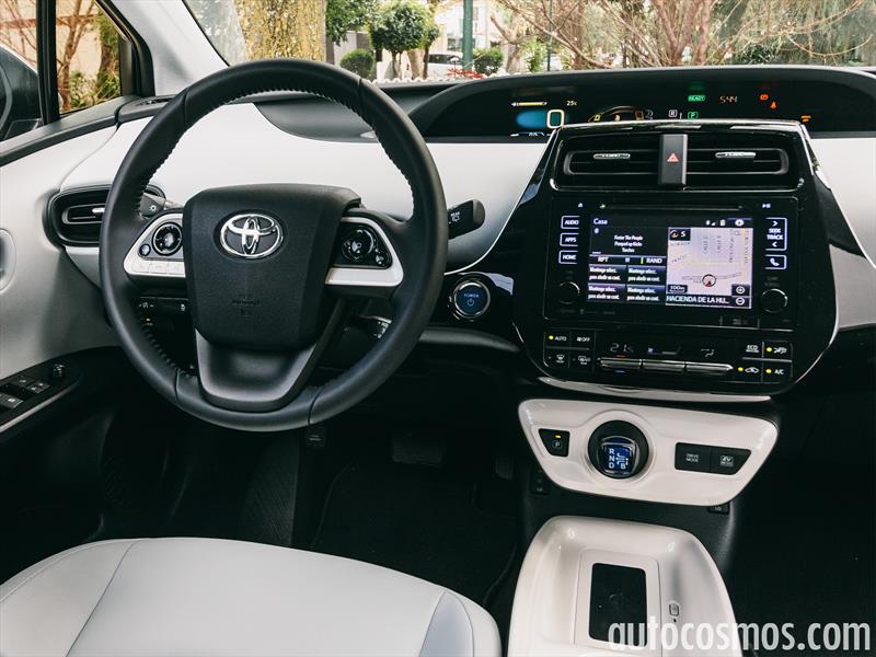Toyota Prius 2016