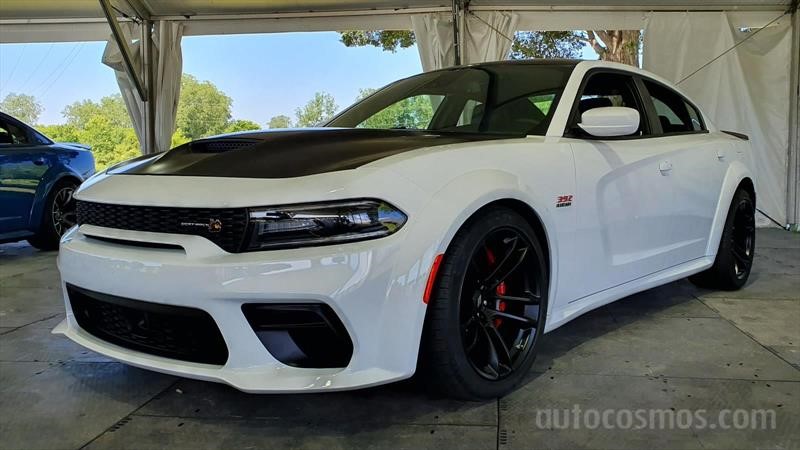 Dodge Charger SRT Hellcat y Scat Pack Widebody