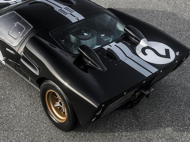 Ford GT40 MKII 50th Anniversary