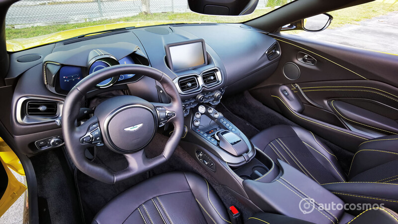 Aston Martin Vantage Roadster a prueba