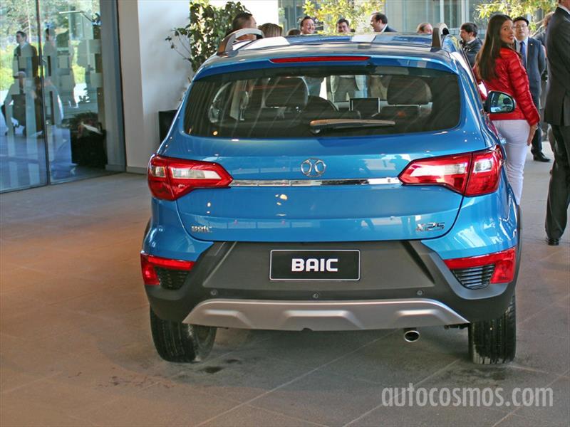 BAIC X25 Estreno en Chile