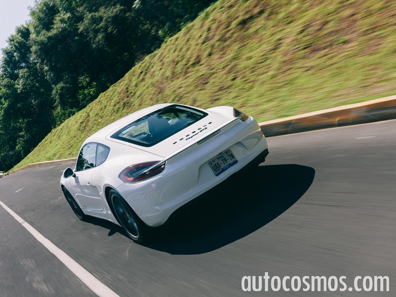 Porsche Cayman GTS 2015