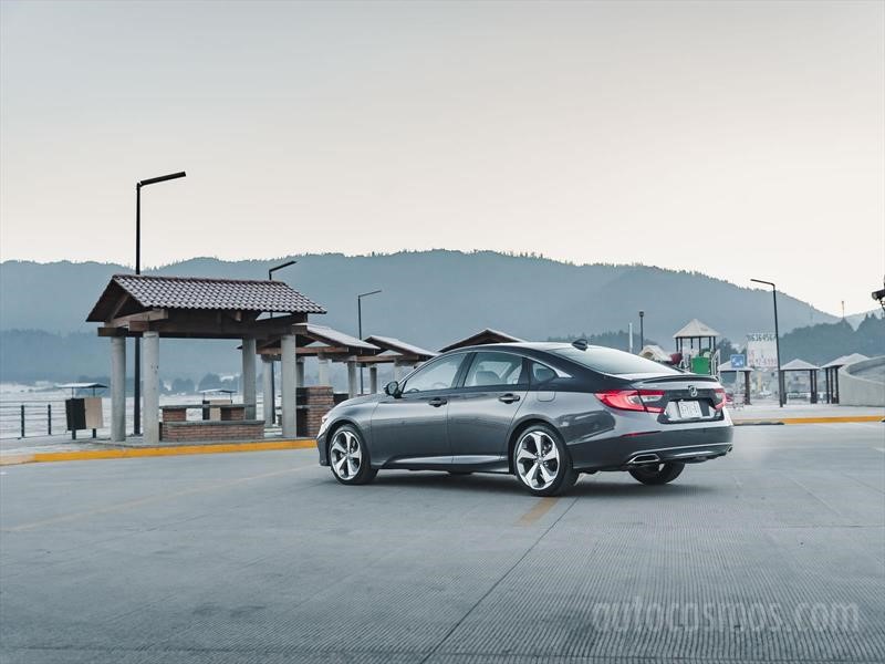 Honda Accord 2018