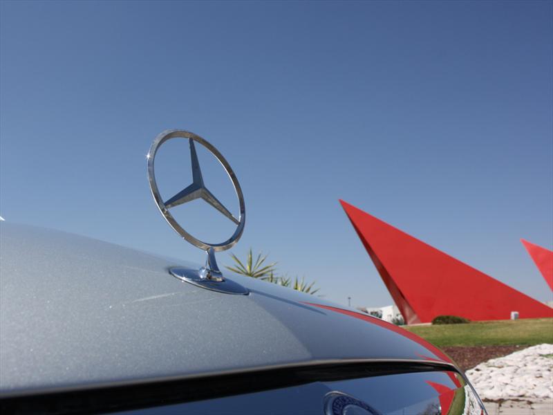 Mercedes-Benz E250 CGI Avantgarde 2012 a prueba