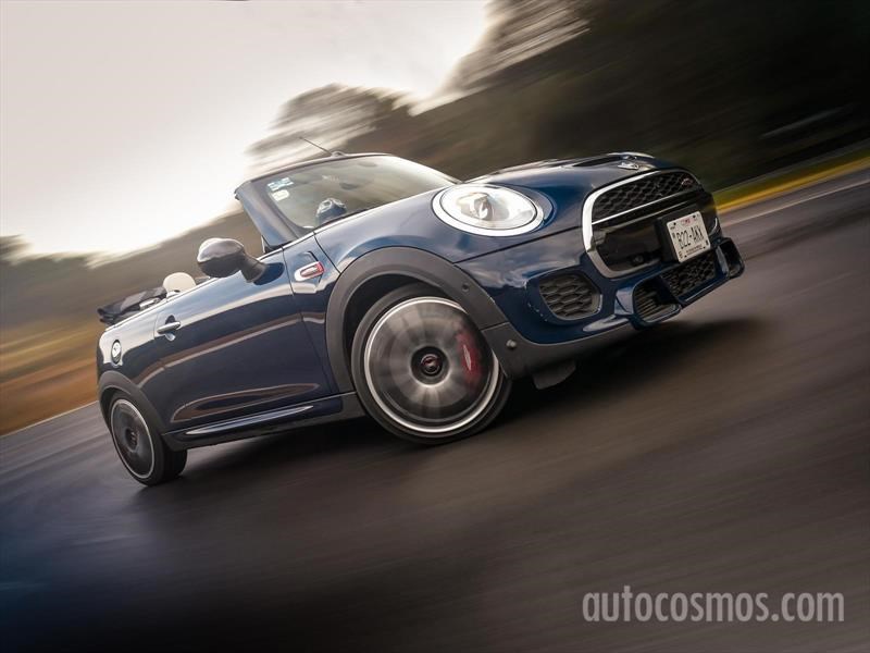 MINI John Cooper Works Convertible 2017