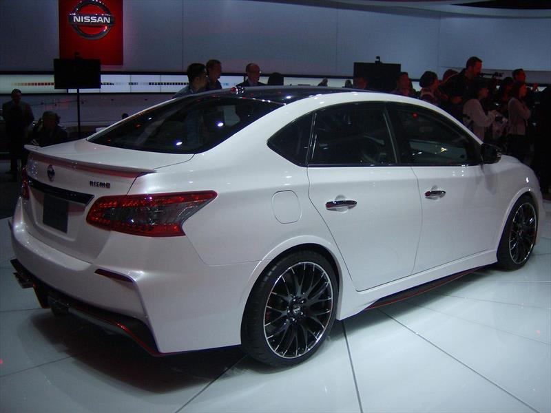 Nismo hace mashup con modelos de Nissan