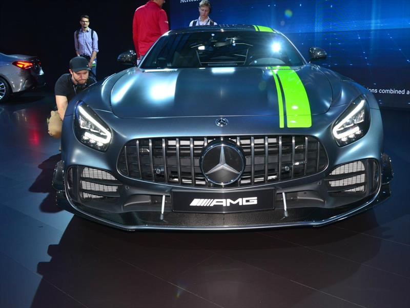 Mercedes-Benz AMG GT R PRO