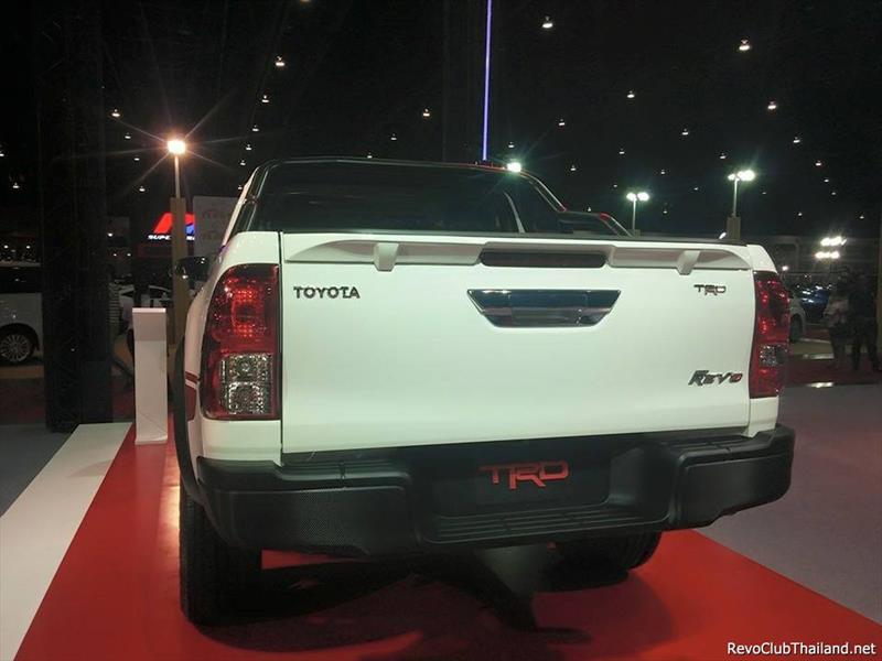 Toyota Hilux TRD Sports