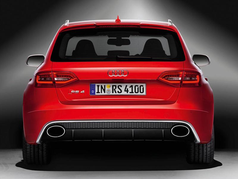 Audi RS4 Avant 2013