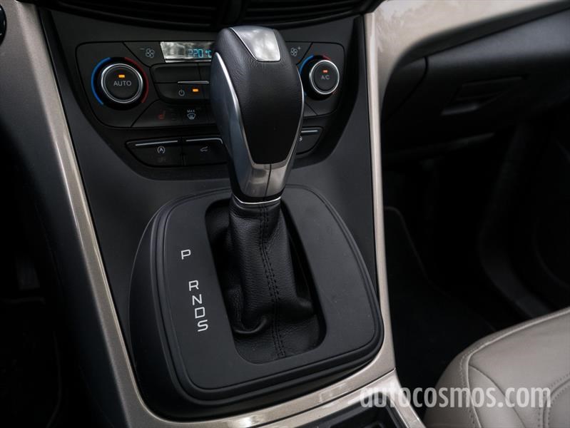 Ford Kuga a prueba