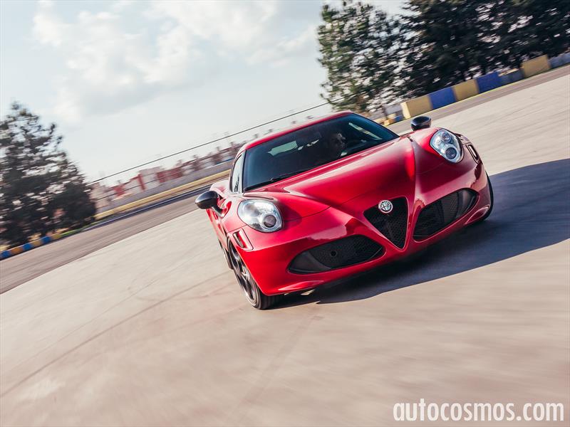 Alfa Romeo 4C 2015
