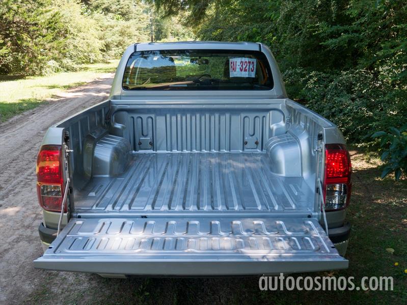 Nueva Toyota Hilux a prueba