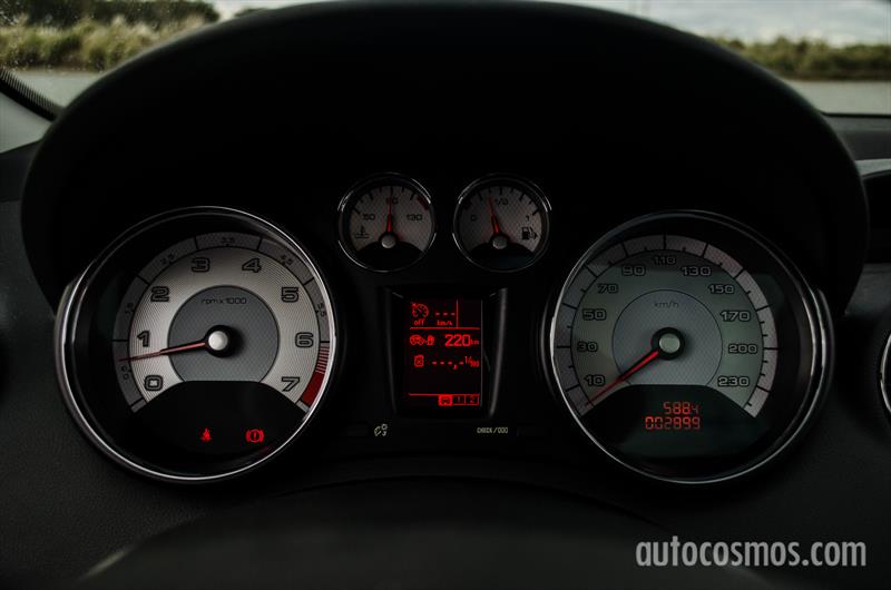 Peugeot 308 THP Feline a prueba