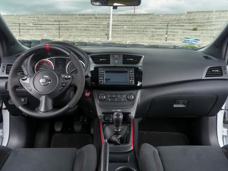 Nissan Sentra NISMO 2018